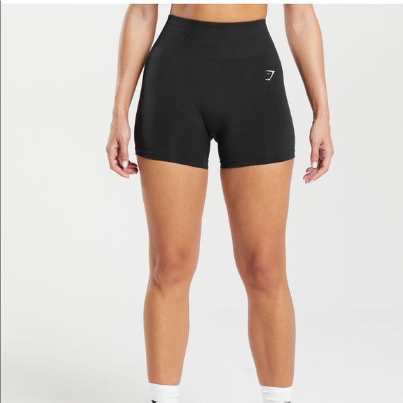 Gymshark Pants - Gymshark Everyday Seamless Shorts Black S